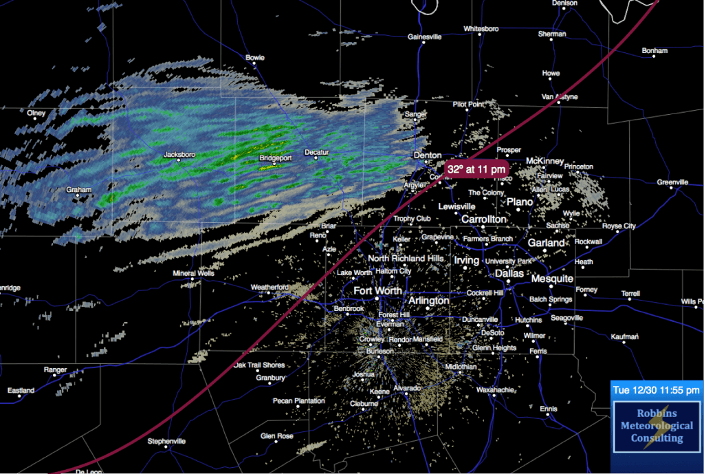 Radar image Tuesday night (12/30) at midnight. Very light sleet and some snow flurries were reported from D/FW northward. No accumulations occurred.